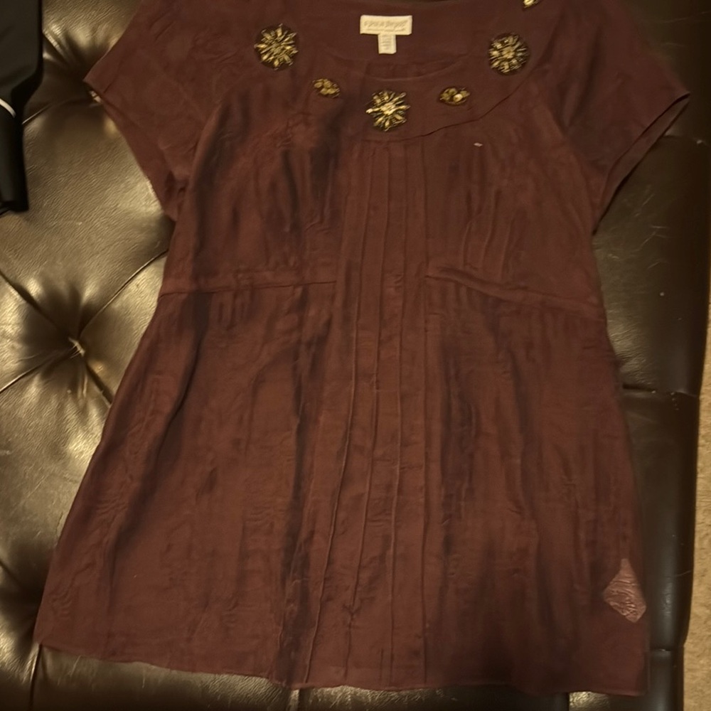 A Pea in the Pod Burgundy Blouse